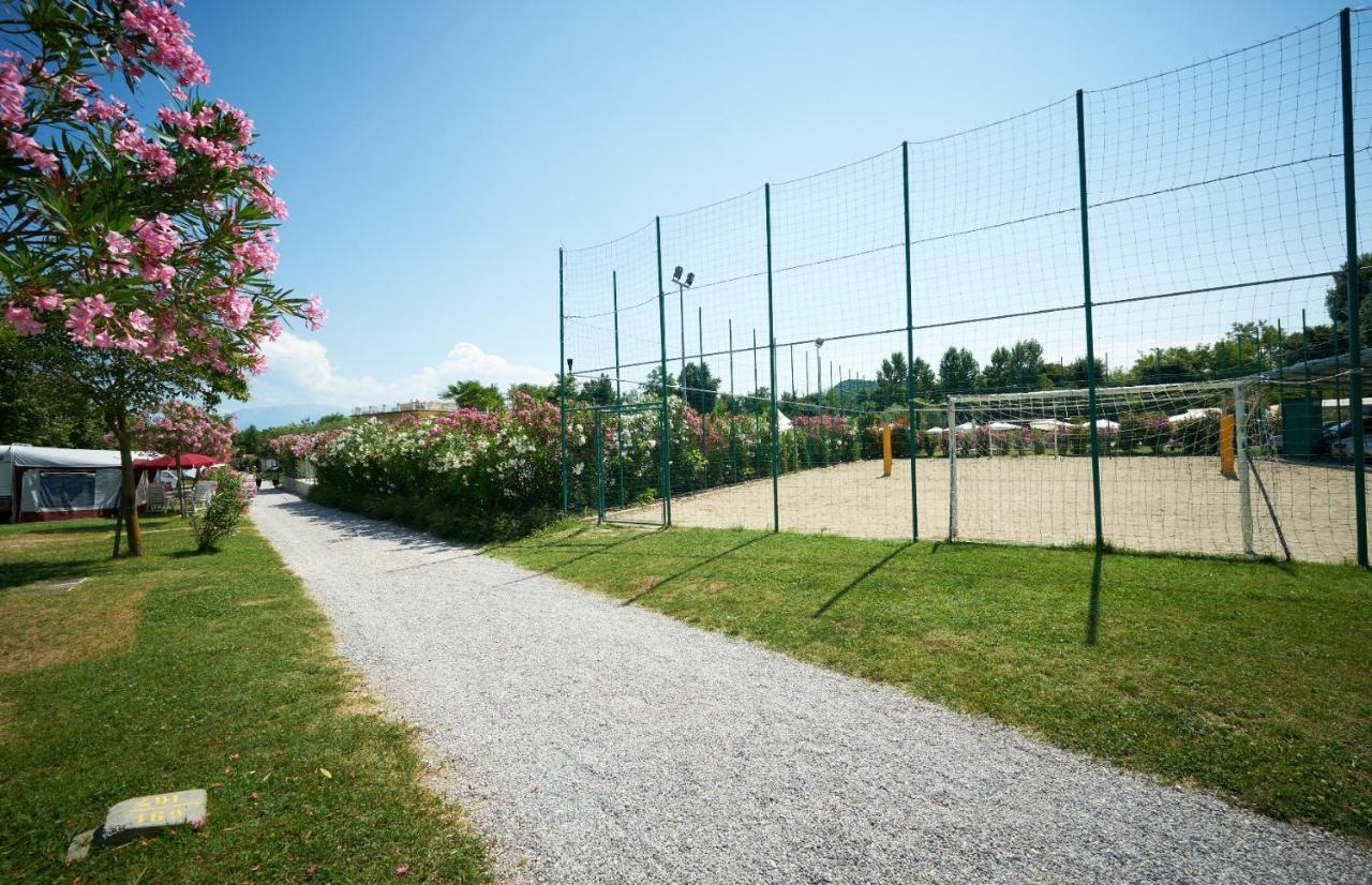 Albatross Mobile Homes On Camping Baia Verde Manerba del Garda Extérieur photo